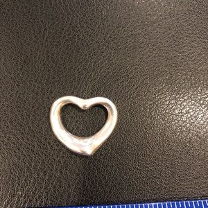 Floating puffed heart charm